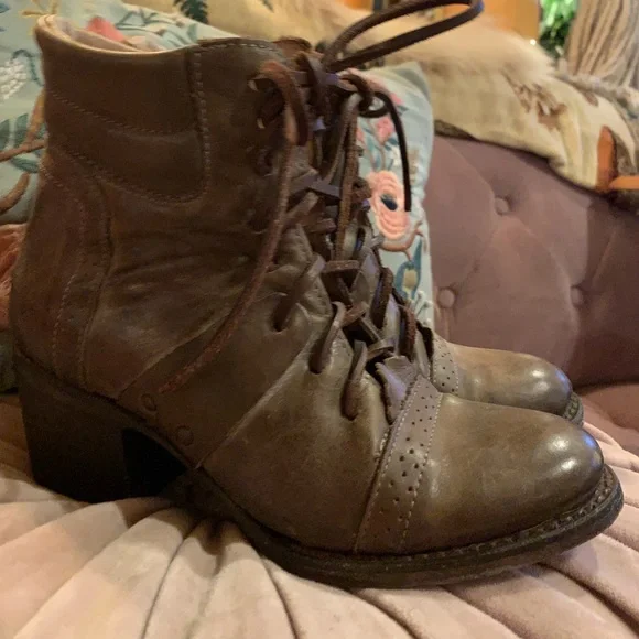 GUC FREEBIRD BY STEVEN CAGE BOOTS! - Picture 4 of 8